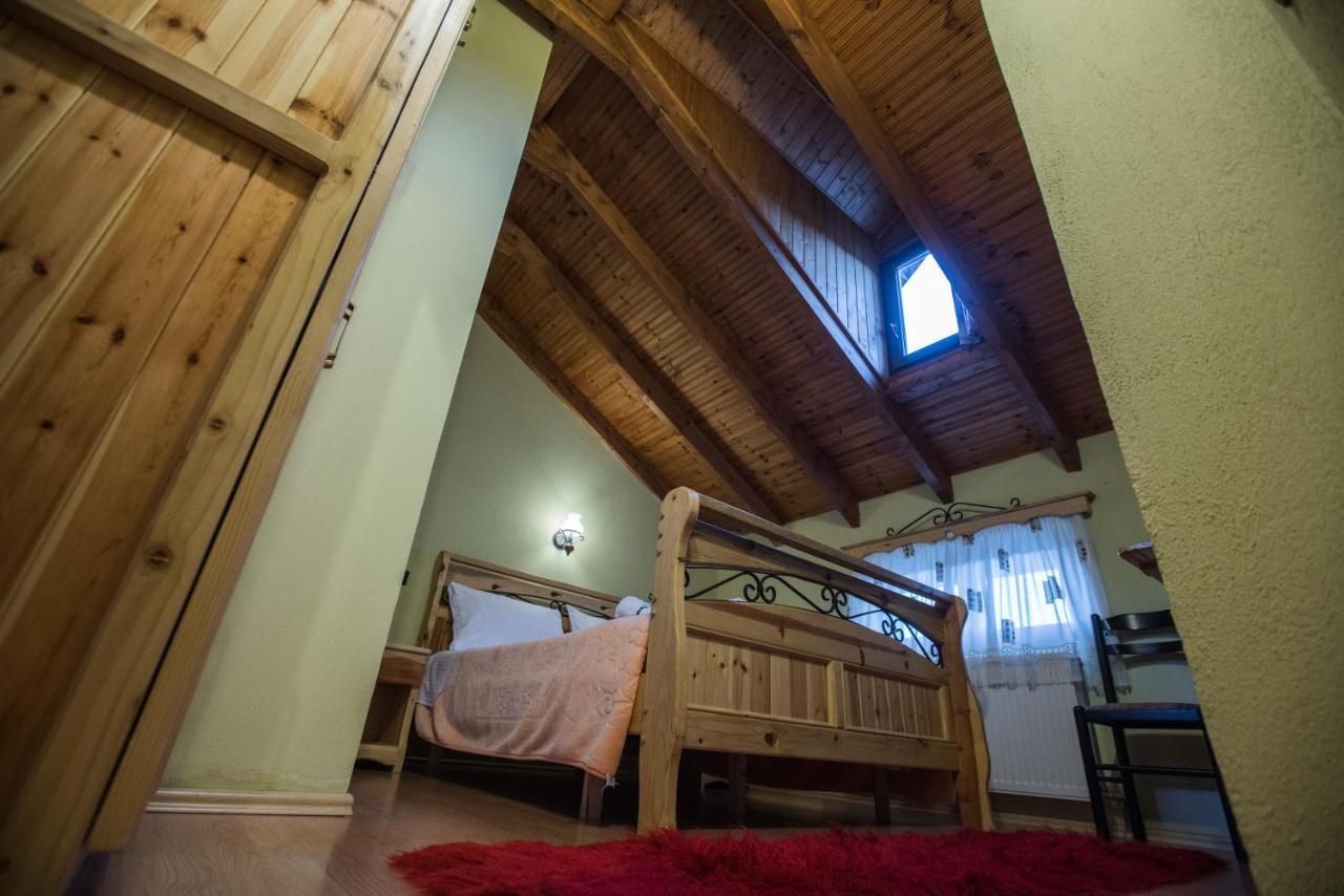 Vila118 Voskopojë Esterno foto